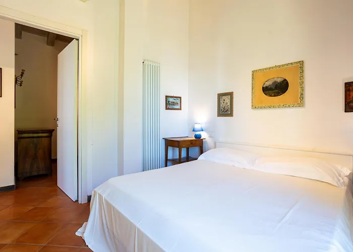 Casetta Gialla Lerici